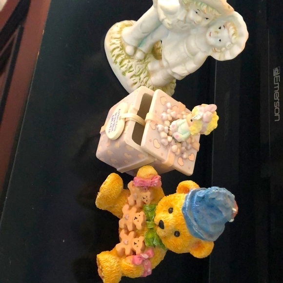 3 Figurine/Ornaments - Picture 2 of 6